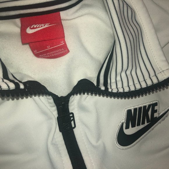 Nike Zip-Up Jacket - Picture 4 of 4